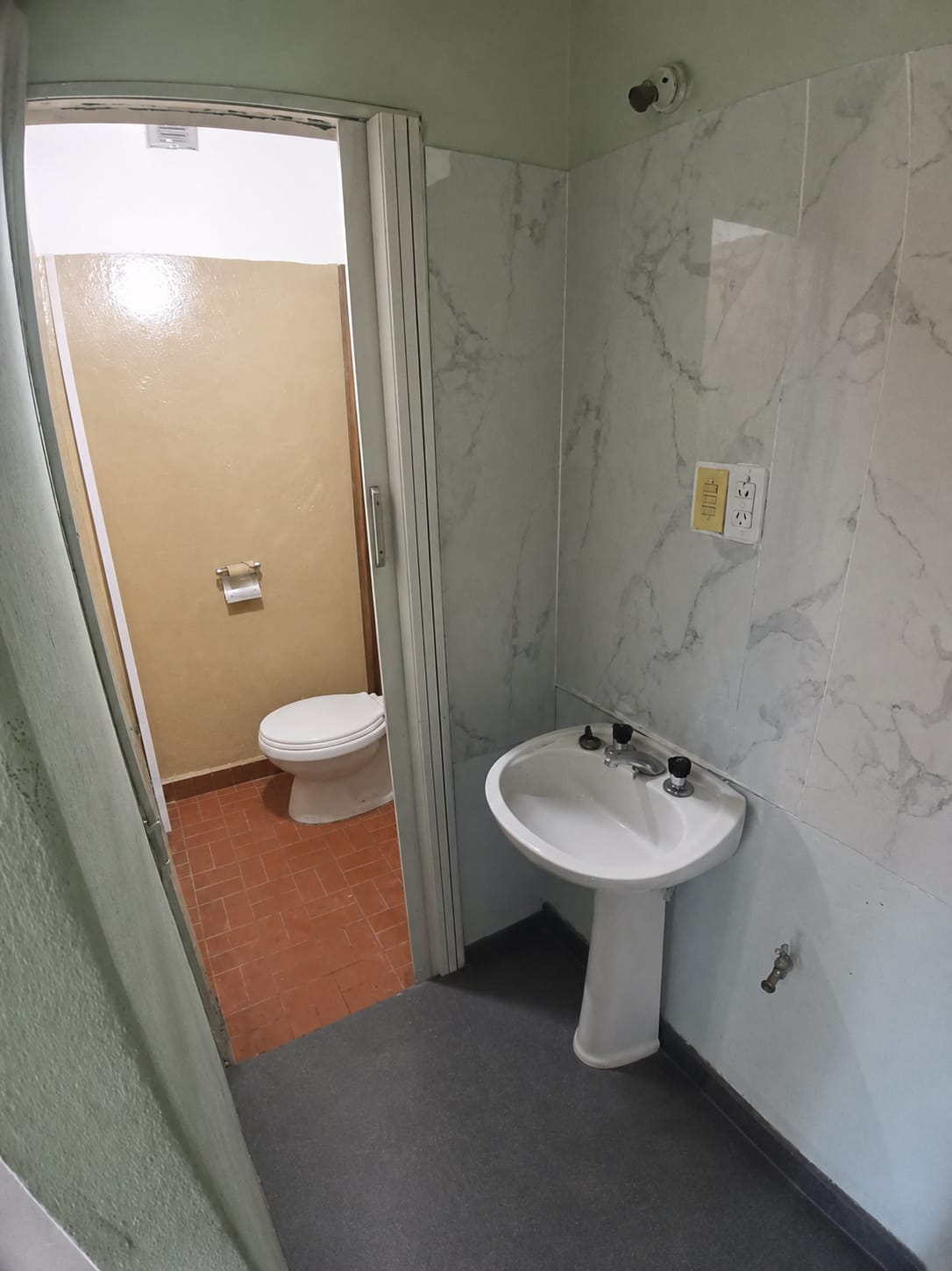Alquiler de local en Adrogué