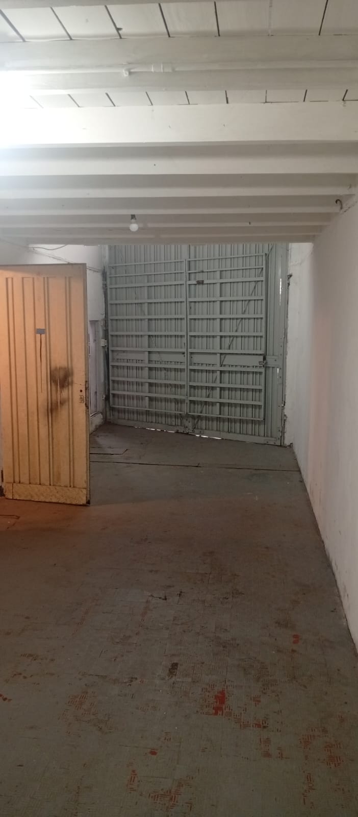 Alquiler de depósito en Adrogué