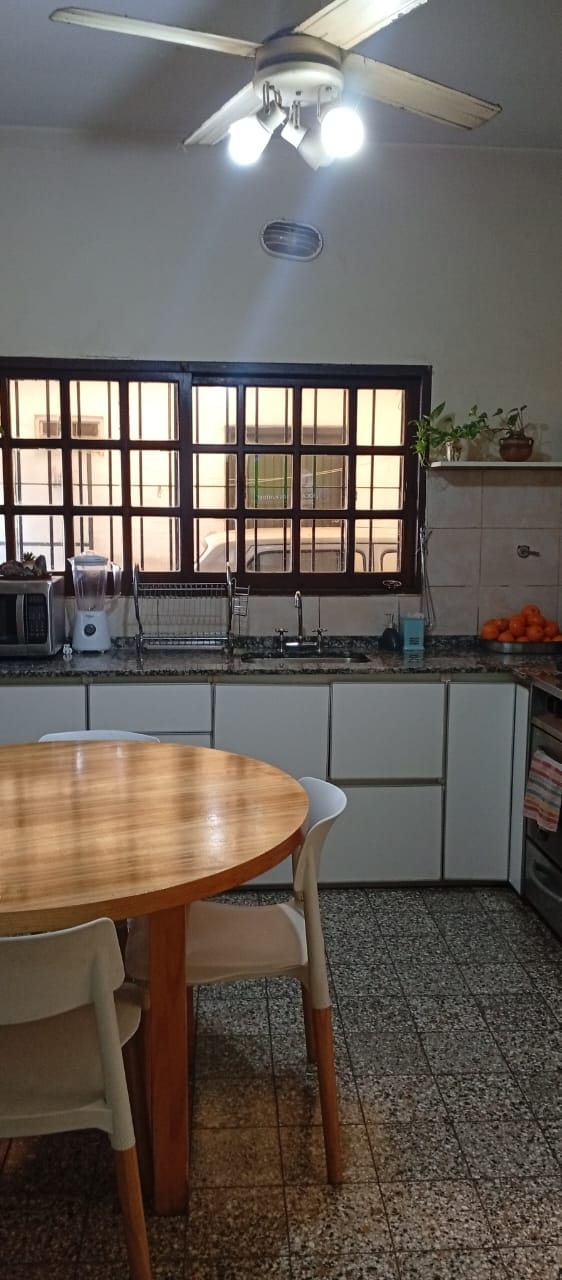 ALQUILER DE CASA EN BURZACO