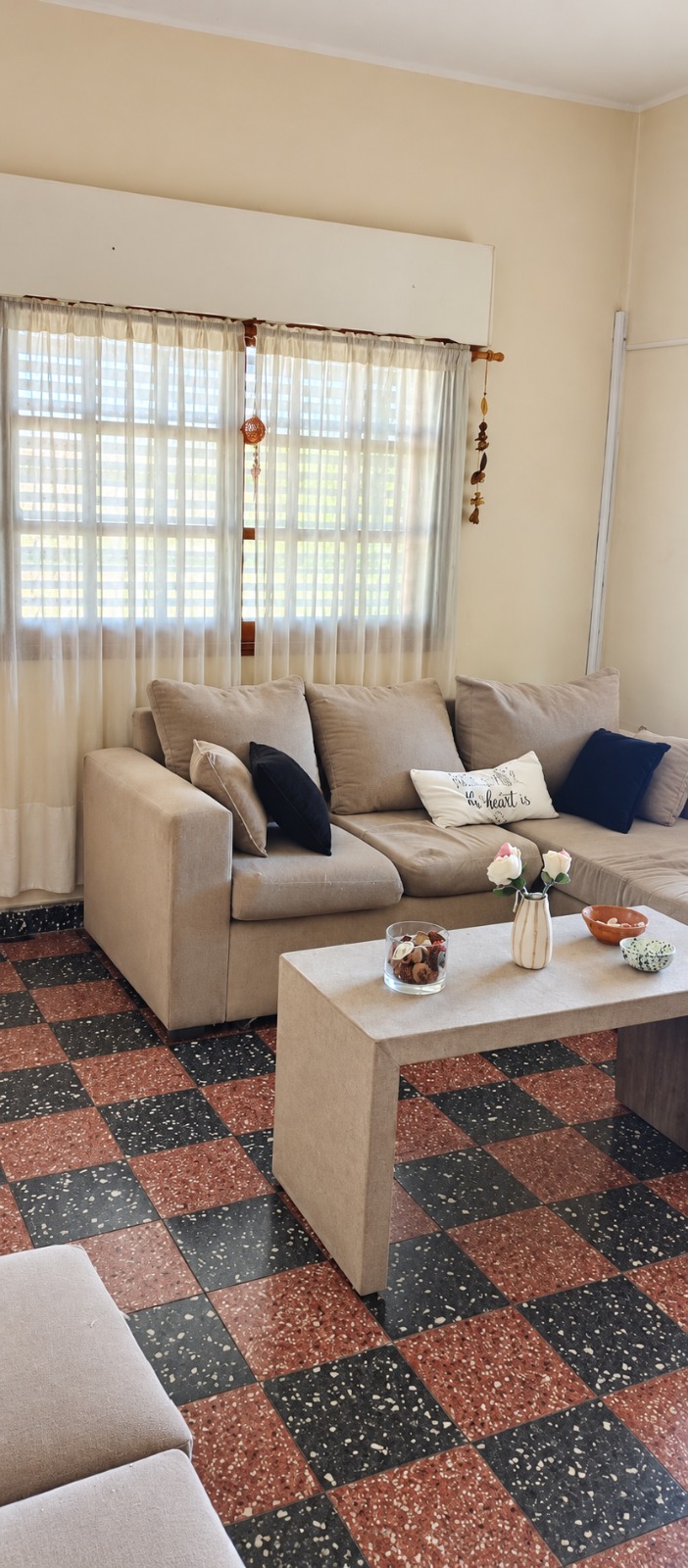 ALQUILER DE CASA EN BURZACO