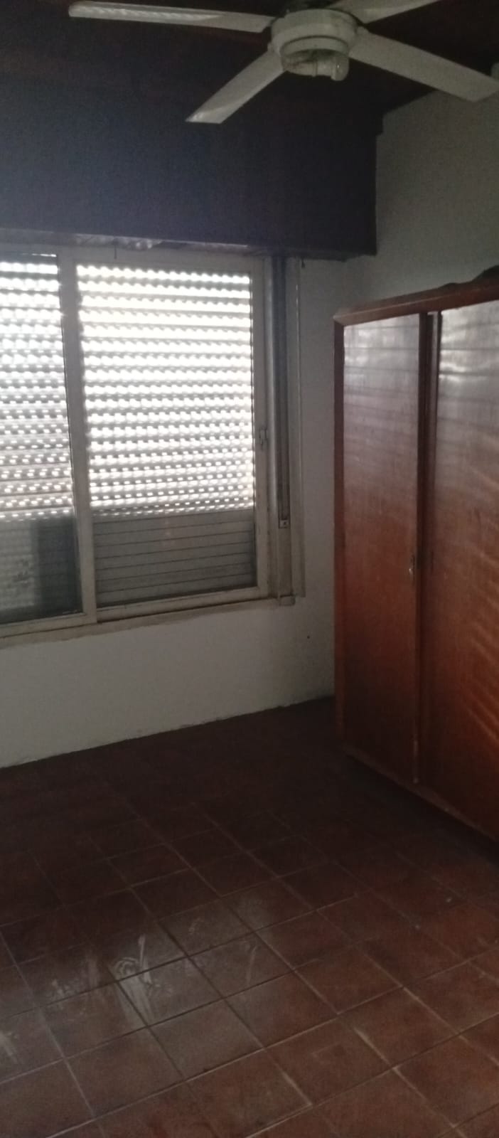 Galpon con vivienda en ALQUILER